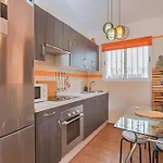 Duplex With Sea View * 阿德耶